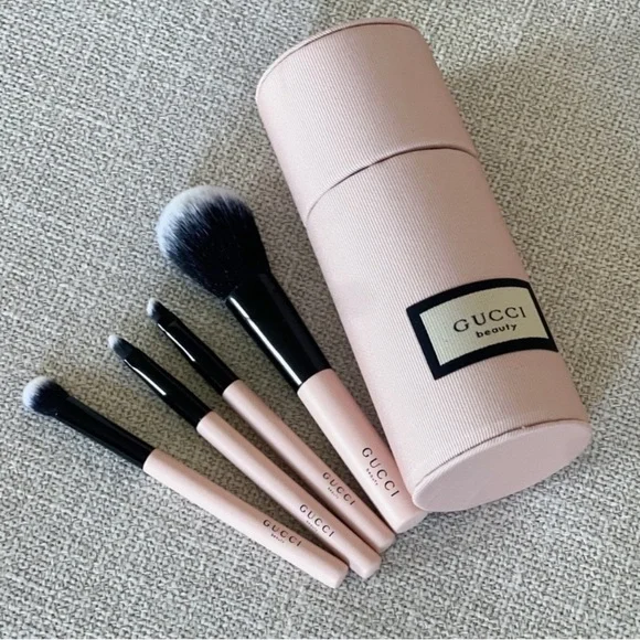 Gucci Beauty Pink Makeup Brush with Travel Case 5pc Set - Picture 2 of 4